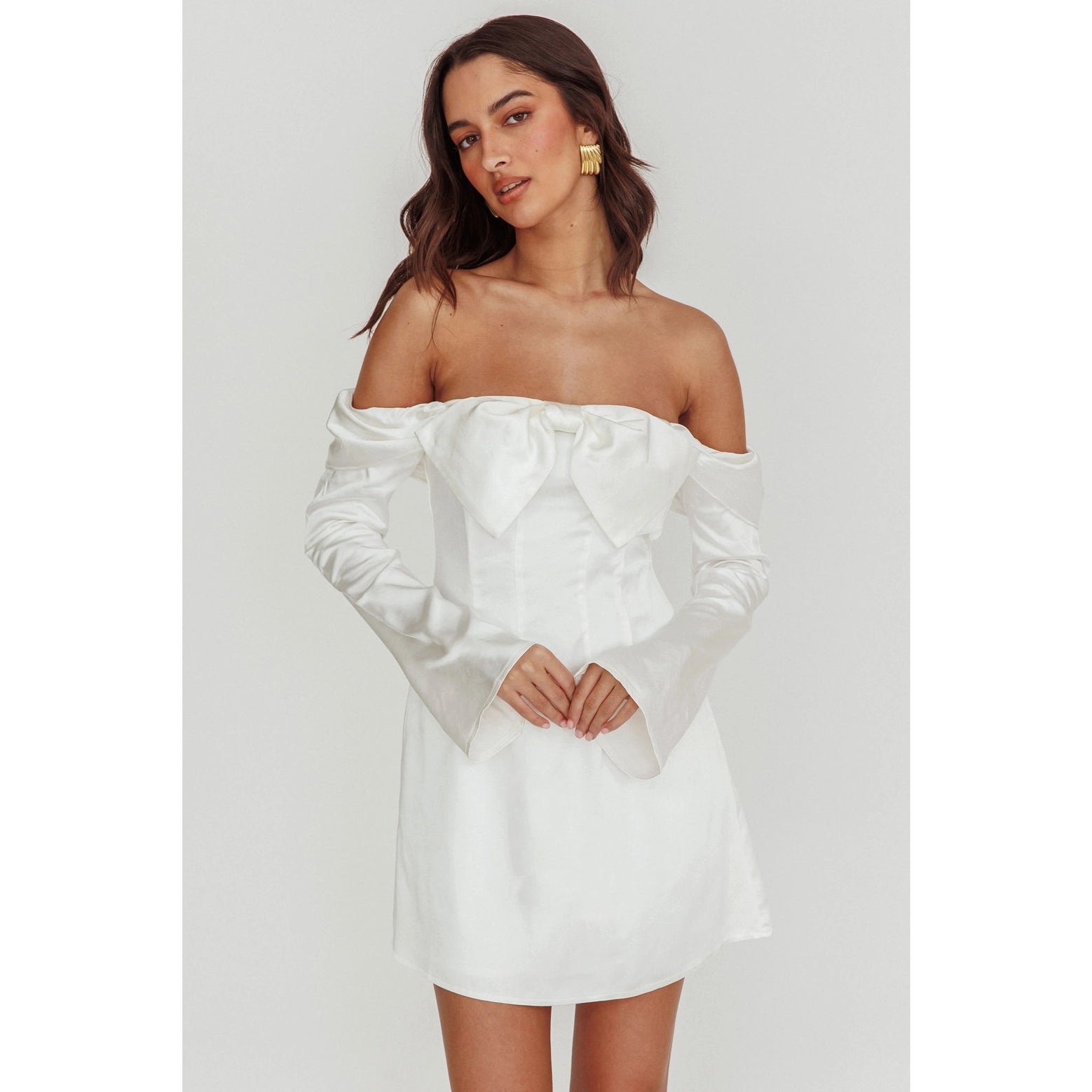 Off the Shoulder Front Bow Mini Dress